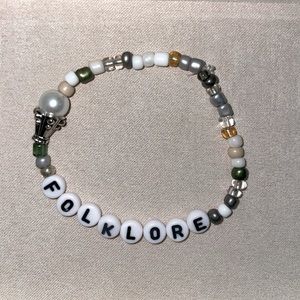 Taylor Swift | Folklore | Homemade Friendship Bracelet